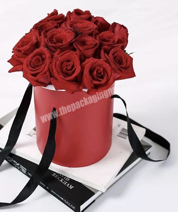 Luxury wrapping round flower box paper packaging with rope handle