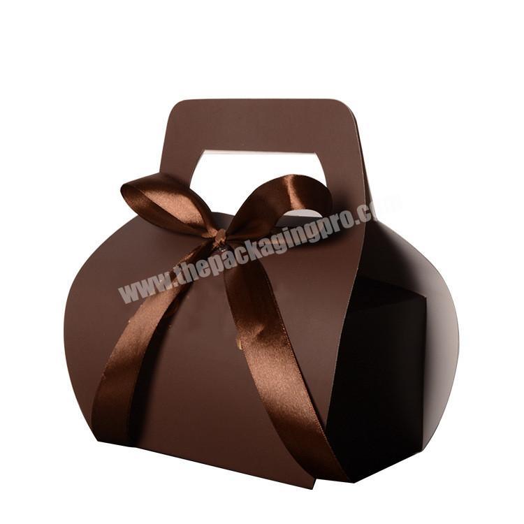 Macaron boxes packaging Paper box food cake packing box With handle