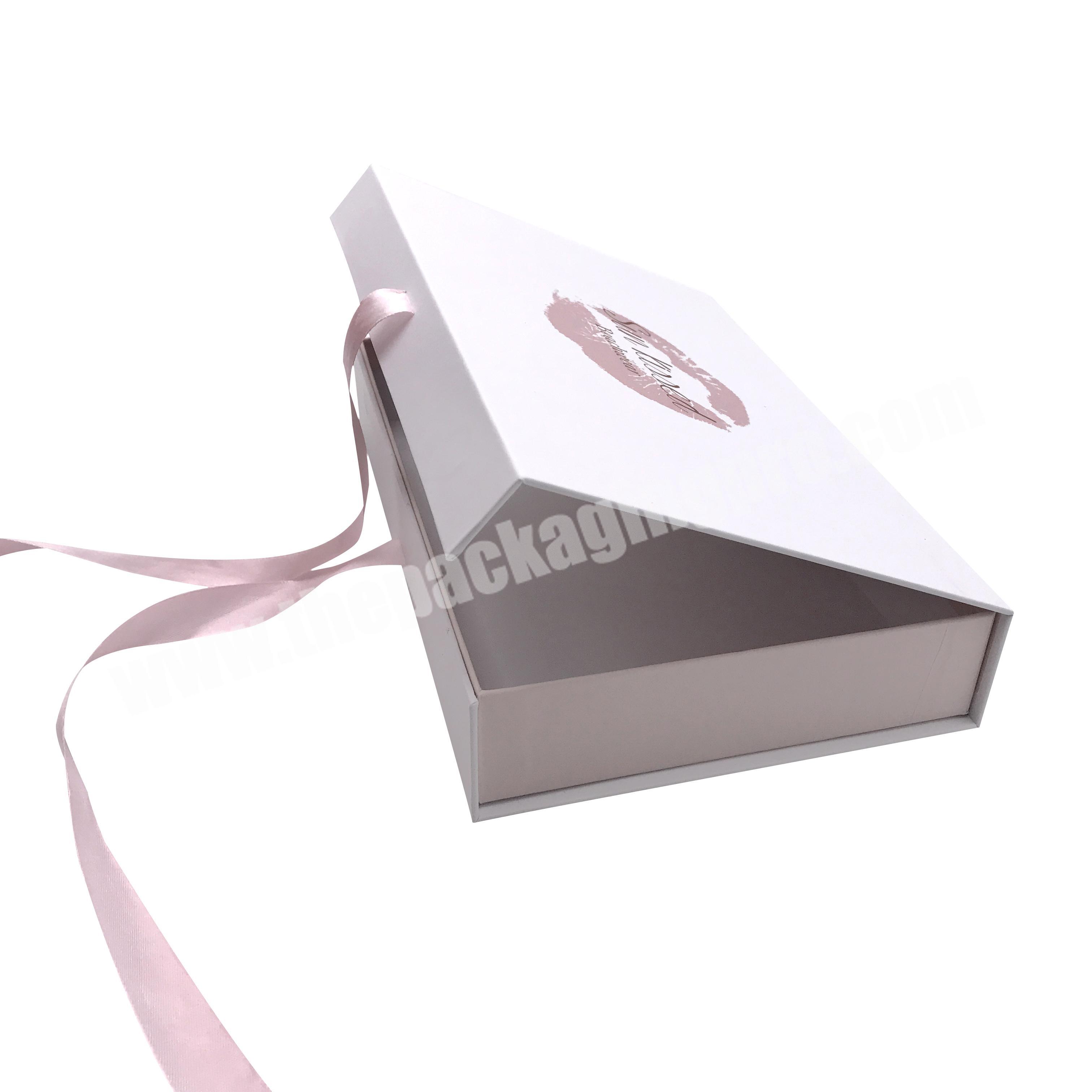 Made in shenzhen stack gift box ribbon printed packaging set