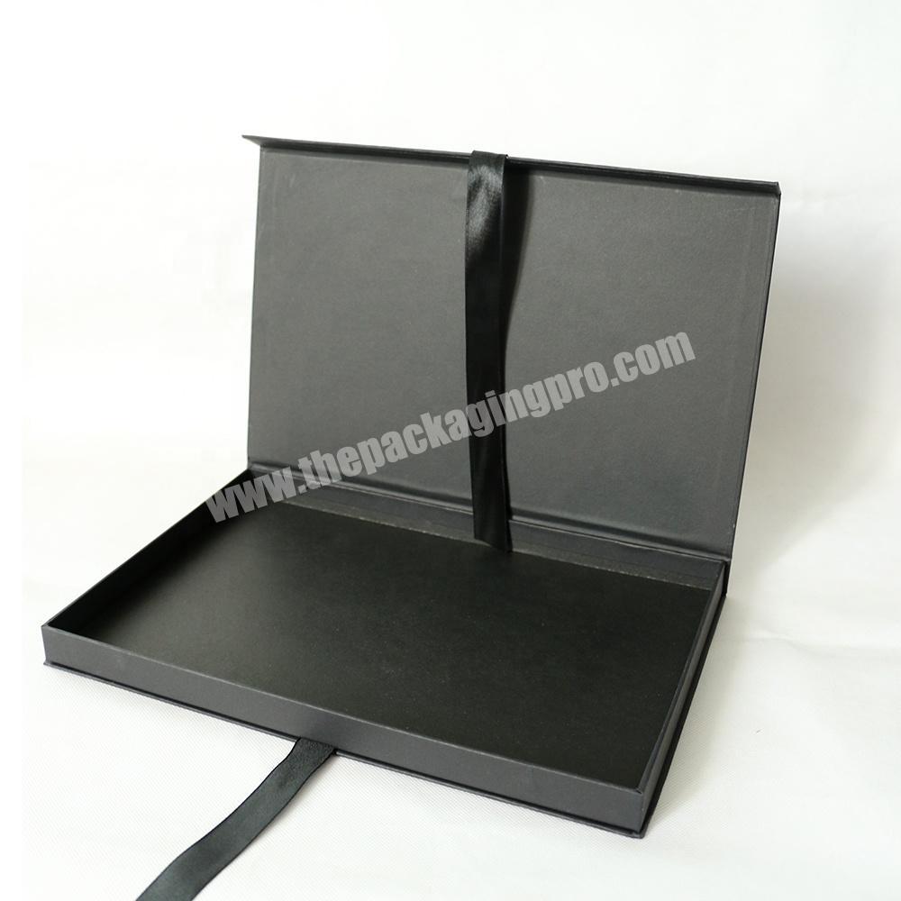 magnetic closure cardboard paper gift box with ribbon