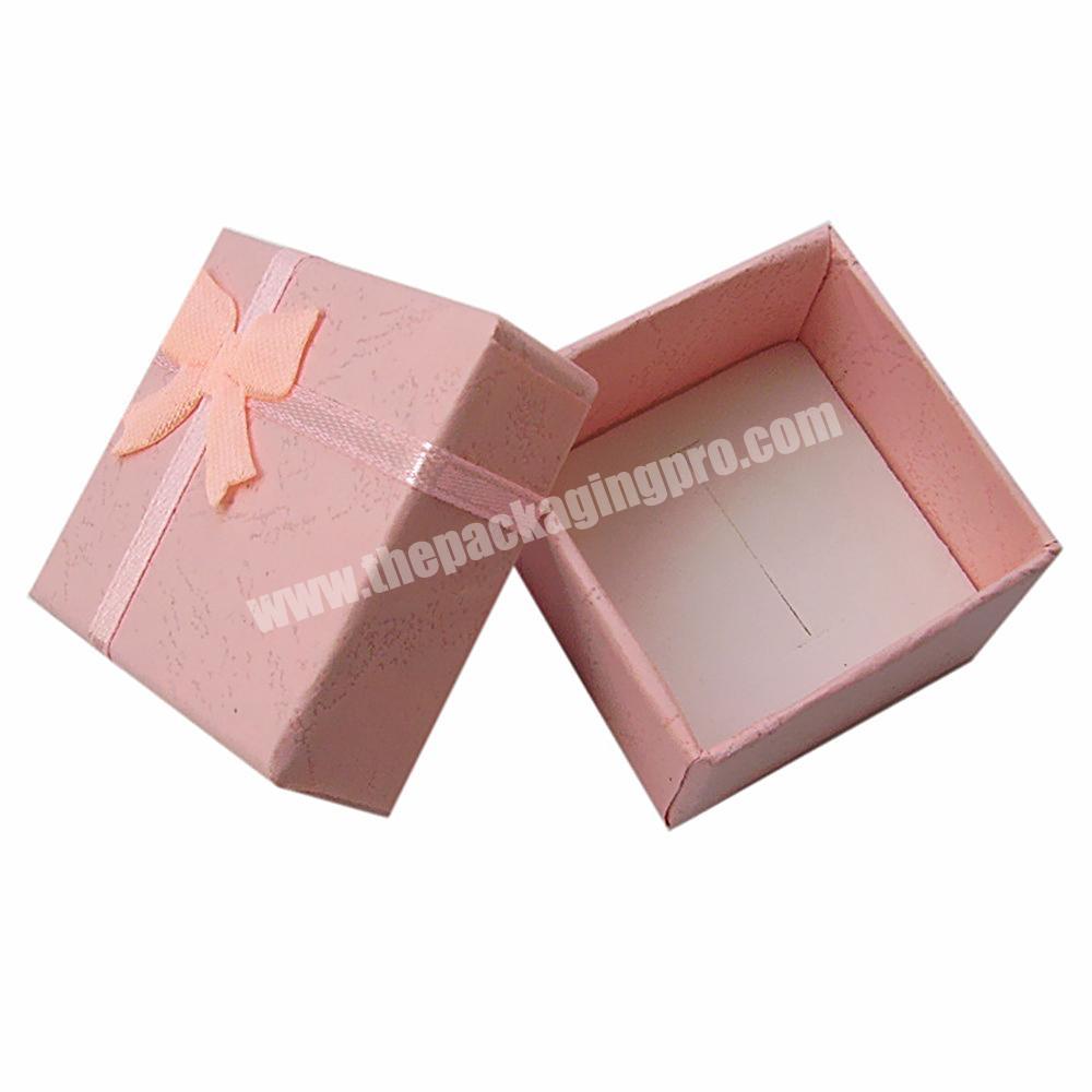 Manufactory New Design Good Wholesale Best Quality New Design Good Cheap Small Wedding Guests Gift Box