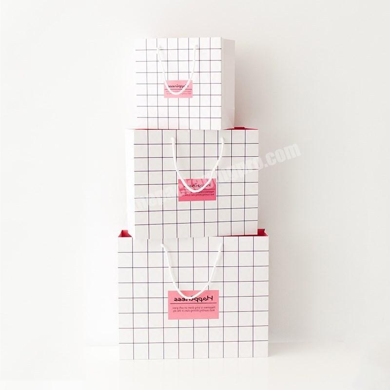 Manufactory Wholesale paper print eco paper bags for gift packaging