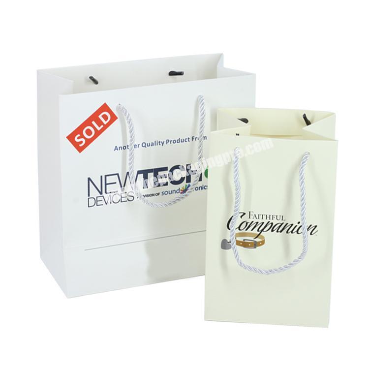 Manufacturer Customized Logo Recyclable Packing CMYK Paper Packaging Child Birthday Gift Paper Bag