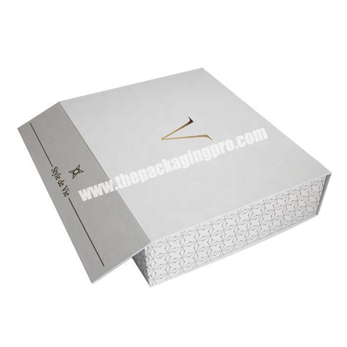 Matt laminated foldable paper gift box shoe box with custom printing