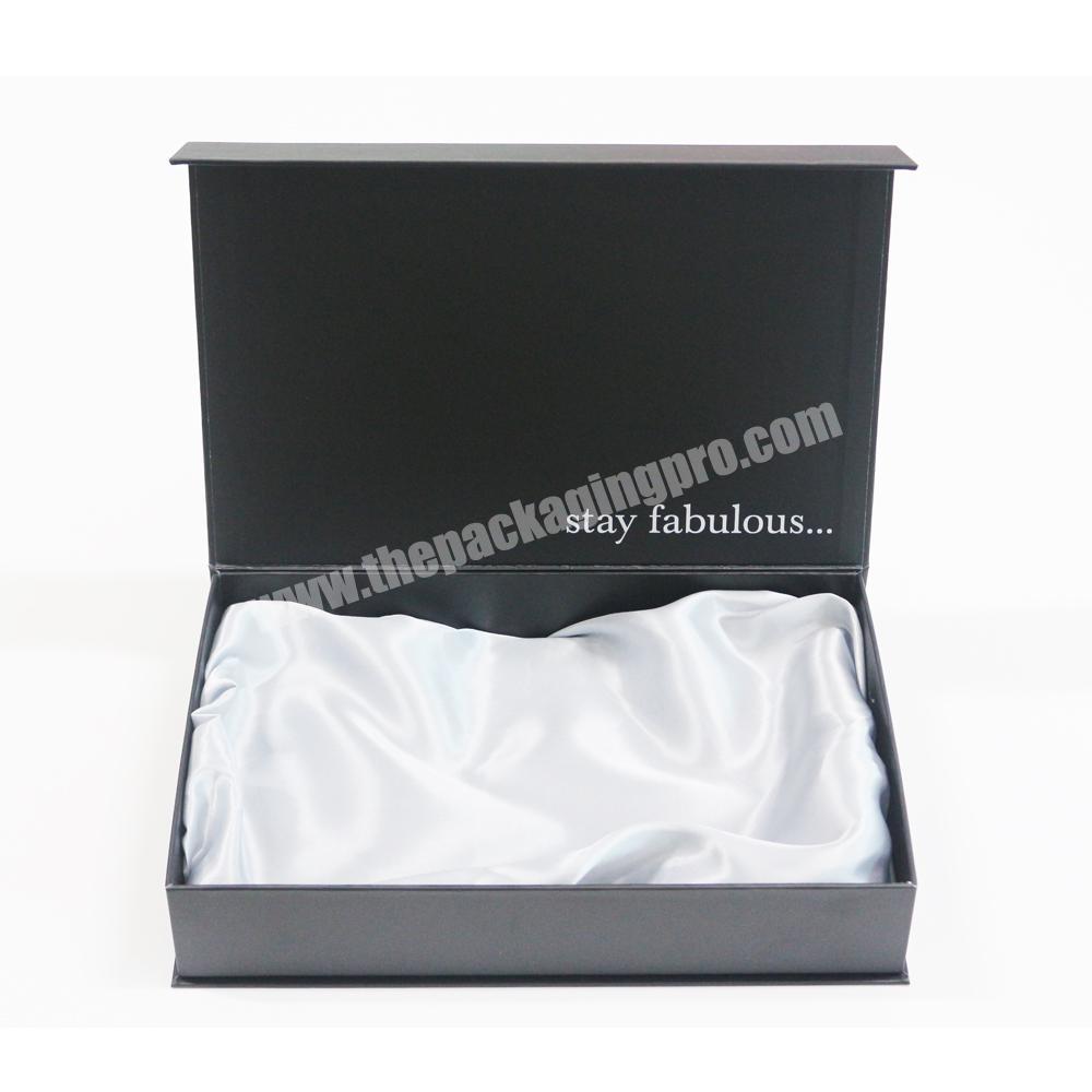 Matte black custom bundle hair extension packaging box stain lining provided