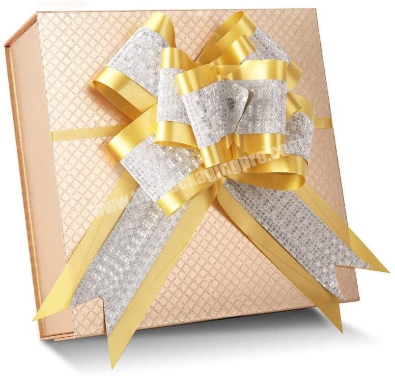 Metallic light gold lid bow gift box bridesmaid proposal box grid pattern