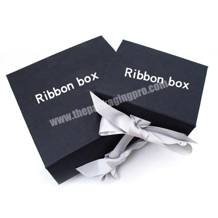 New design custom gift box folding magnetic closure gift box with ribbon
