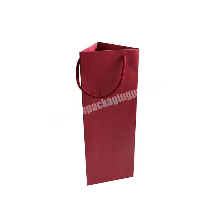 New design triangle shape red fancy paper packaging bag