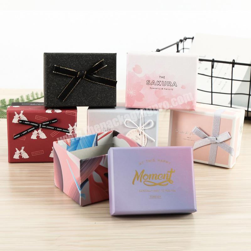 New fashion luxury custom logo printed gift packaging paper box