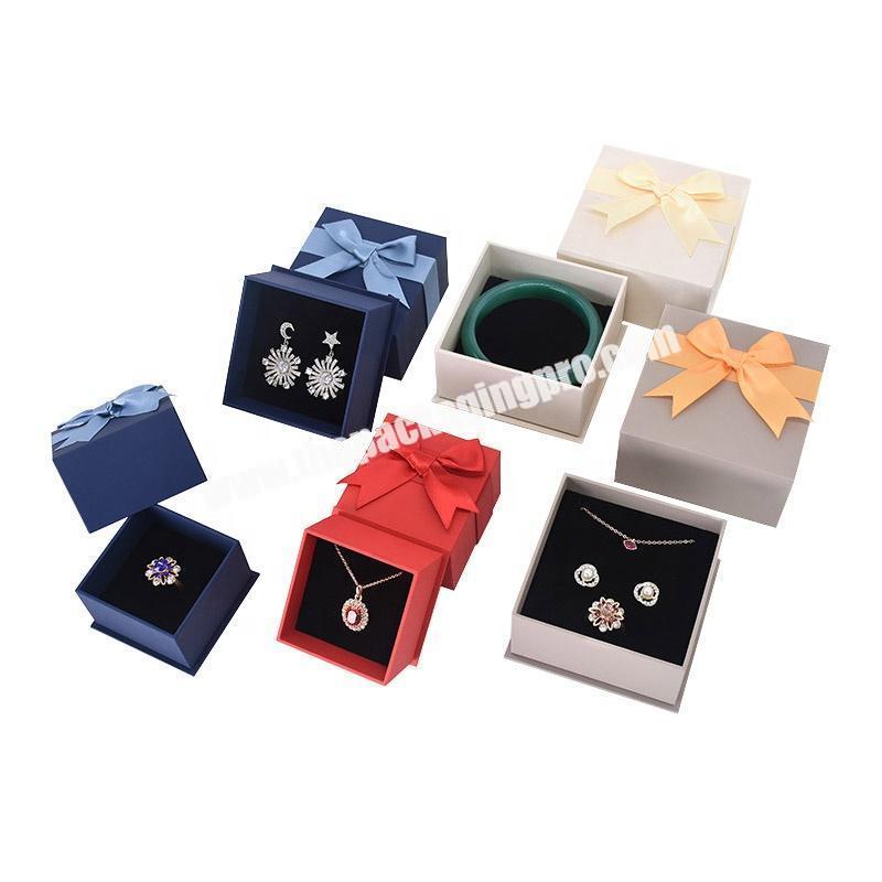 Newest Hot Sale Luxury Jewelry Gift box necklace  ring  earring gift custom logo Printed box With High Quality