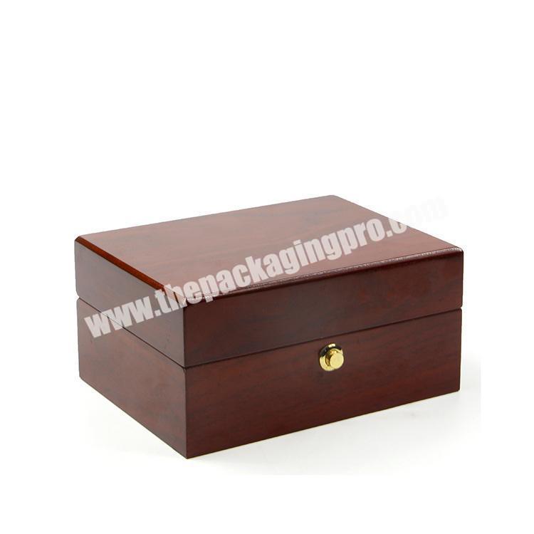 OEM customized logo upscale wood packaging watch box with pillow
