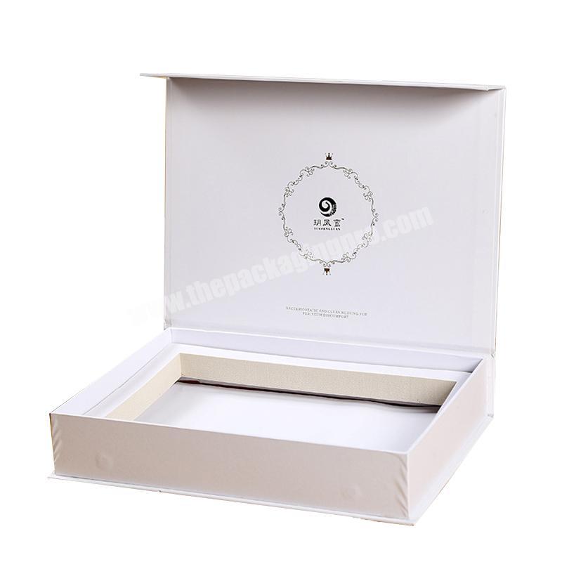 OEM Factory Big size cosmetic paper packaging box with megnetic close and printing