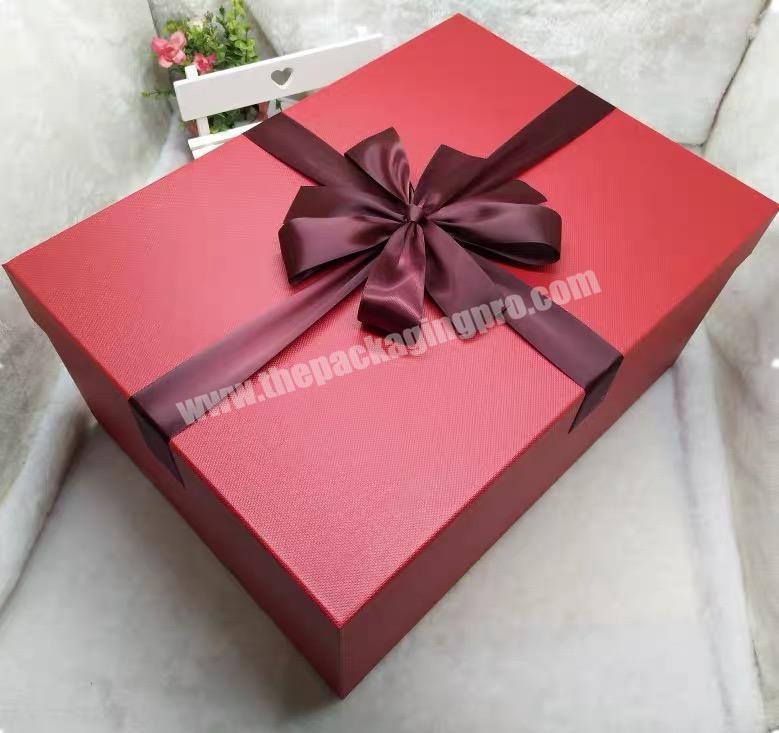 OEM Factory wholesale High-quality lid and tray paper box decorative birthday gift paper shipping box