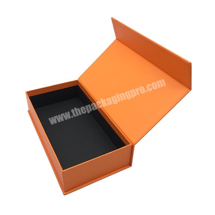 OEM gift box packaging cardboard paper box cosmetic gift box with high quality