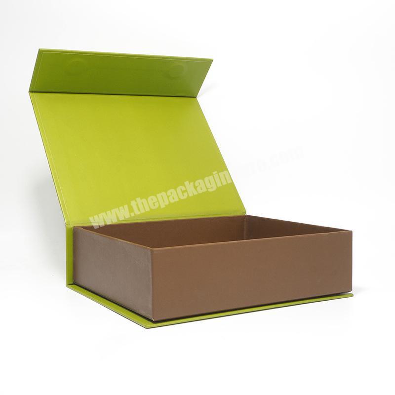 OEM Recycled Materials Safety Set Box Customized Logo Printing Card Paper  10x10 Bath Towel Gift Box With Magnetic