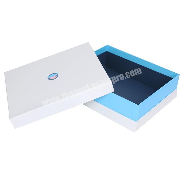 Packaging Box Manufacturer white cardboard chocolate paper box with paper tray