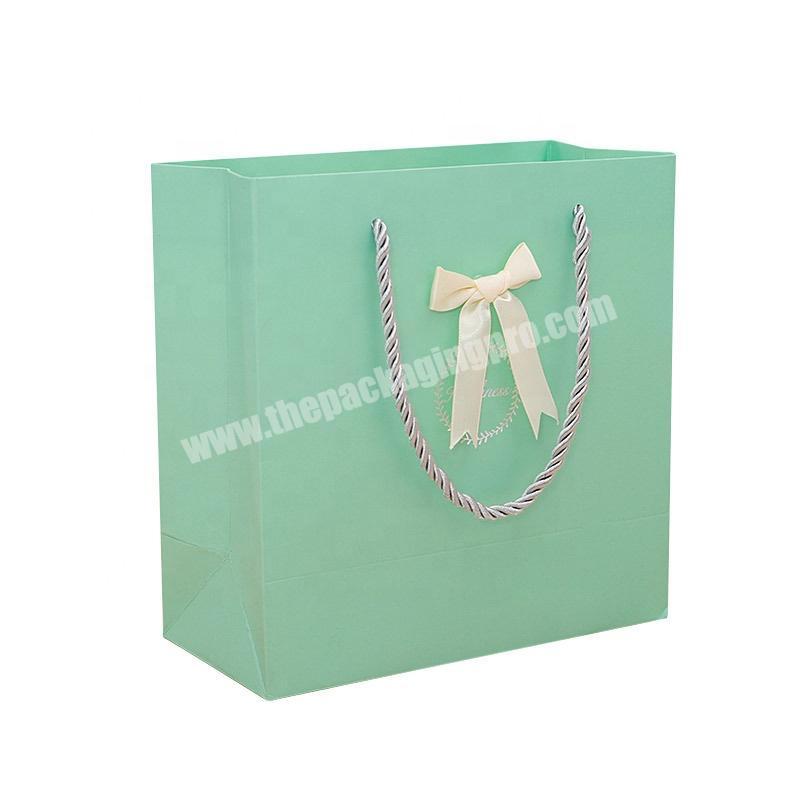 Personalized Different Size Custom Shopping Paper Bag With Logo
