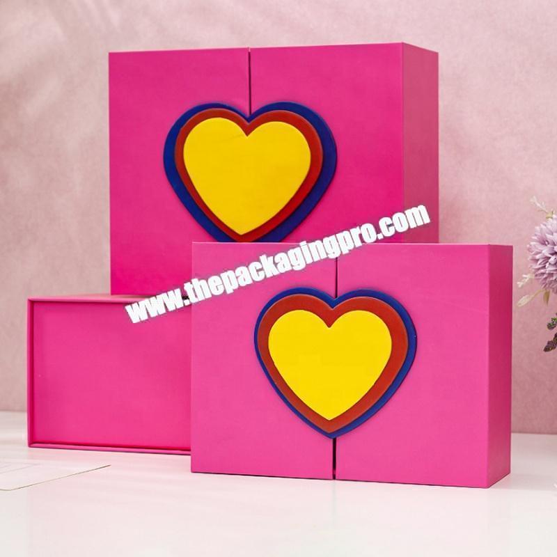 Pink cosmetic rigid folding gift packaging box with magnet closure for easy to ship and store