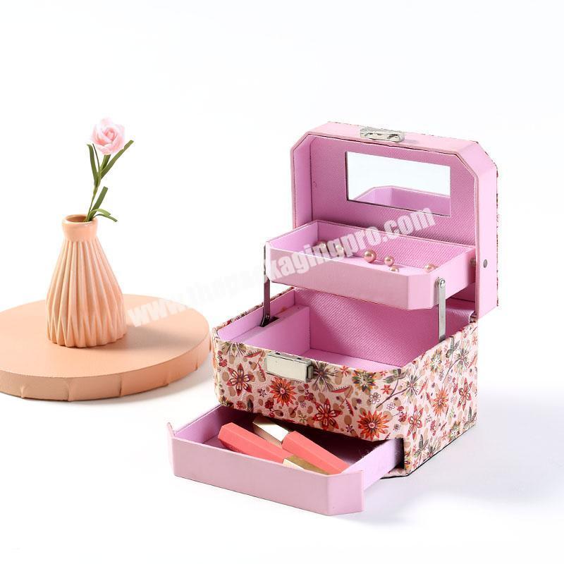 Popular design makeup box with small MOQ in 2020 for pink