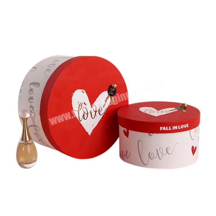 Portable wedding favors paper packaging heart shape gift box