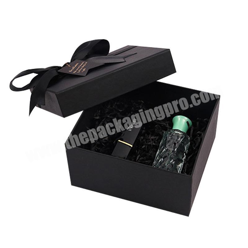 Premium Cosmetic paper perfume packaging box Luxury with Ribbon Handle Velvet