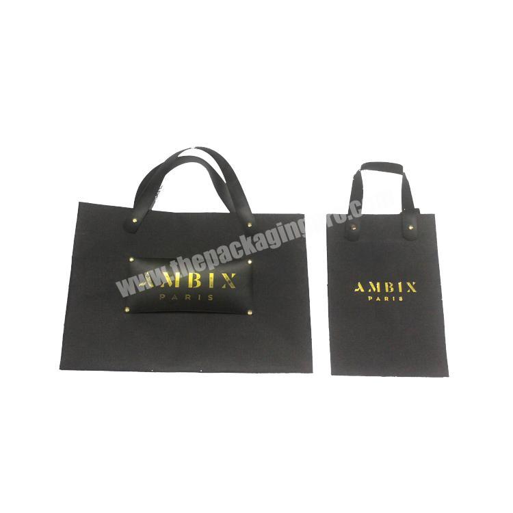 Printed Packaging Luxury Christmas Gift Paper Bag With Ribbon Handle