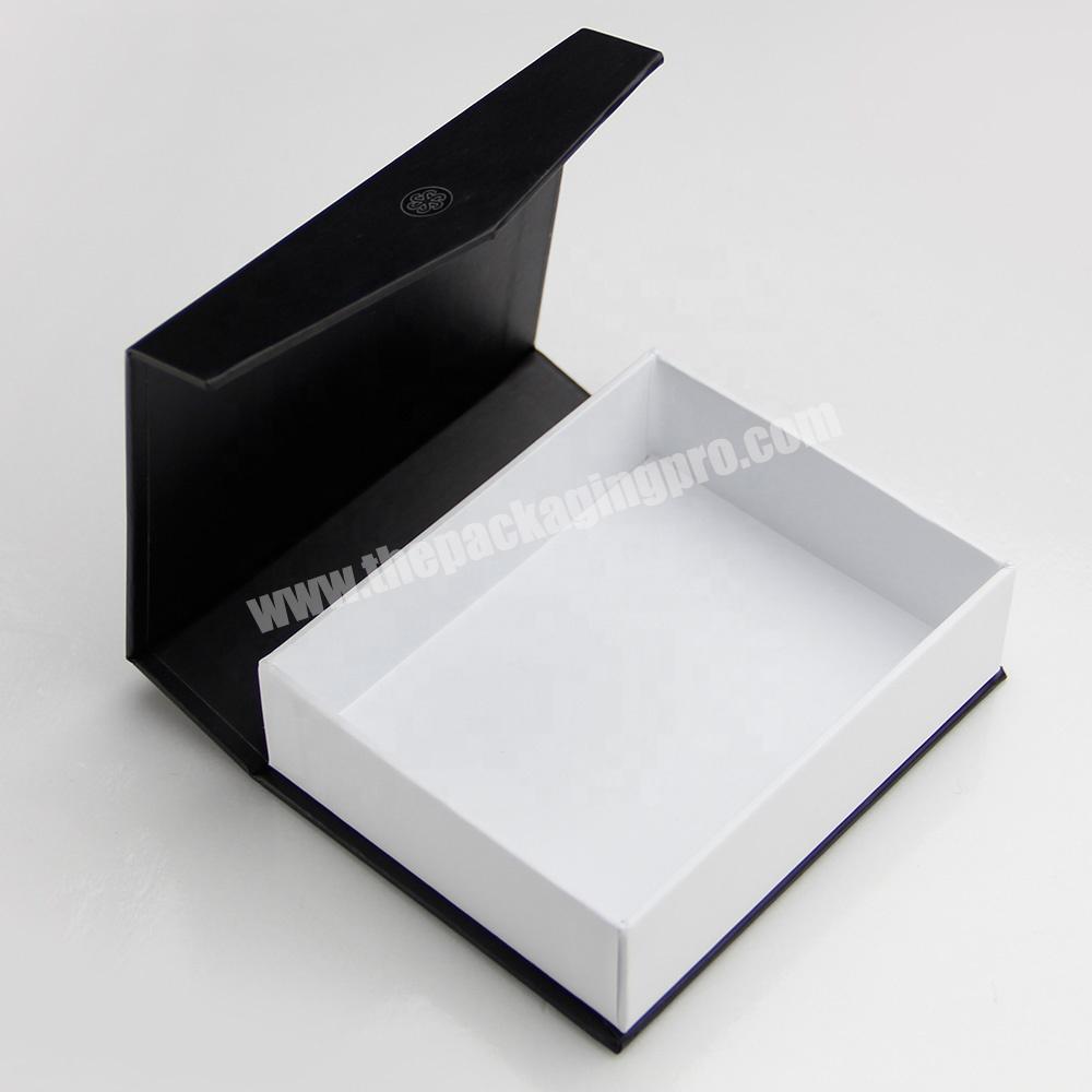 Recycled natural magnetic book shaped guangdong coated paper packaging