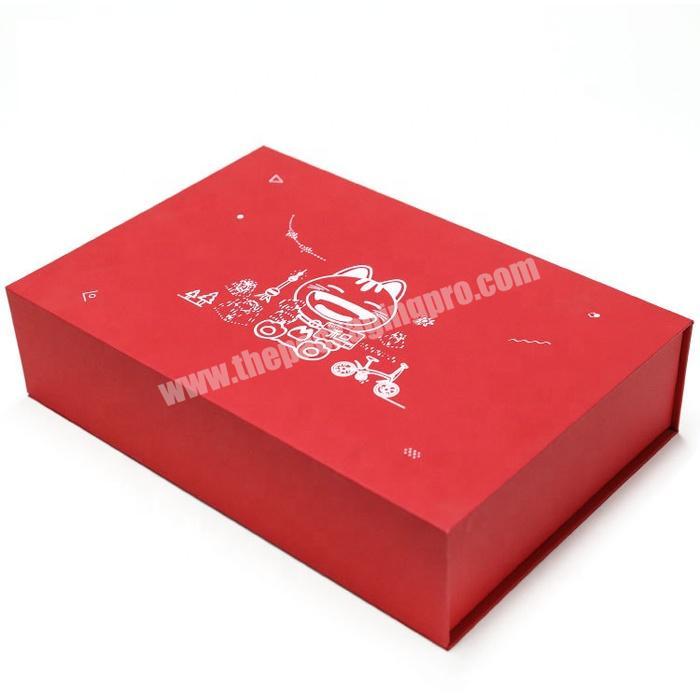 Red glossy magnetic paper packaging gift box for cute dolls