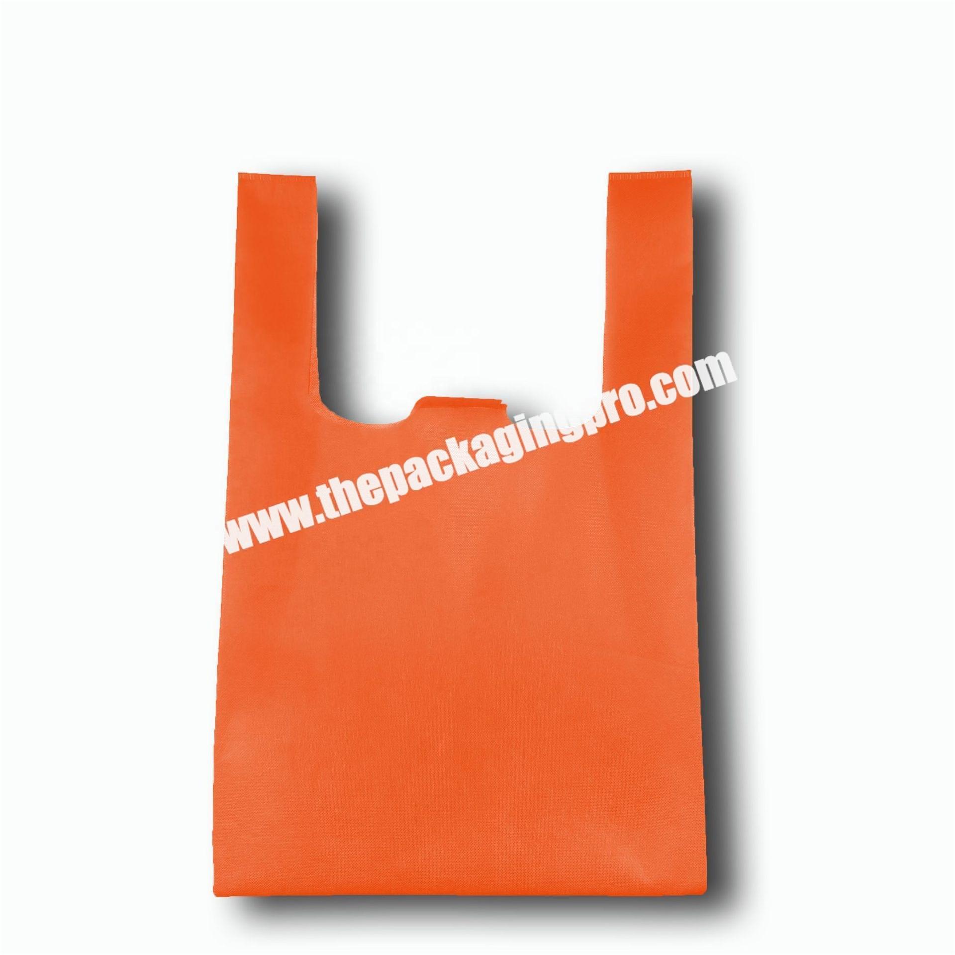 Small MOQ T-shirt non-woven bags in stock