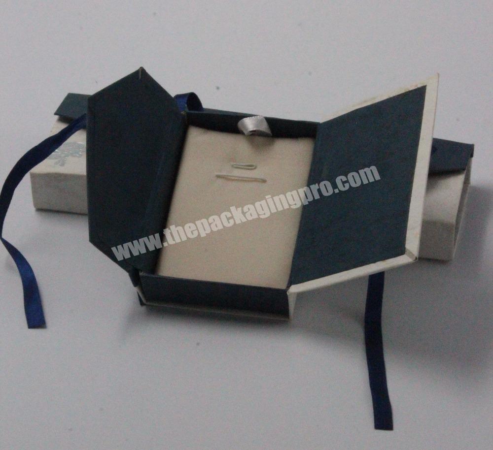 Small Open Door Shape Gift Earing ,Ring Packaging Box For Sale