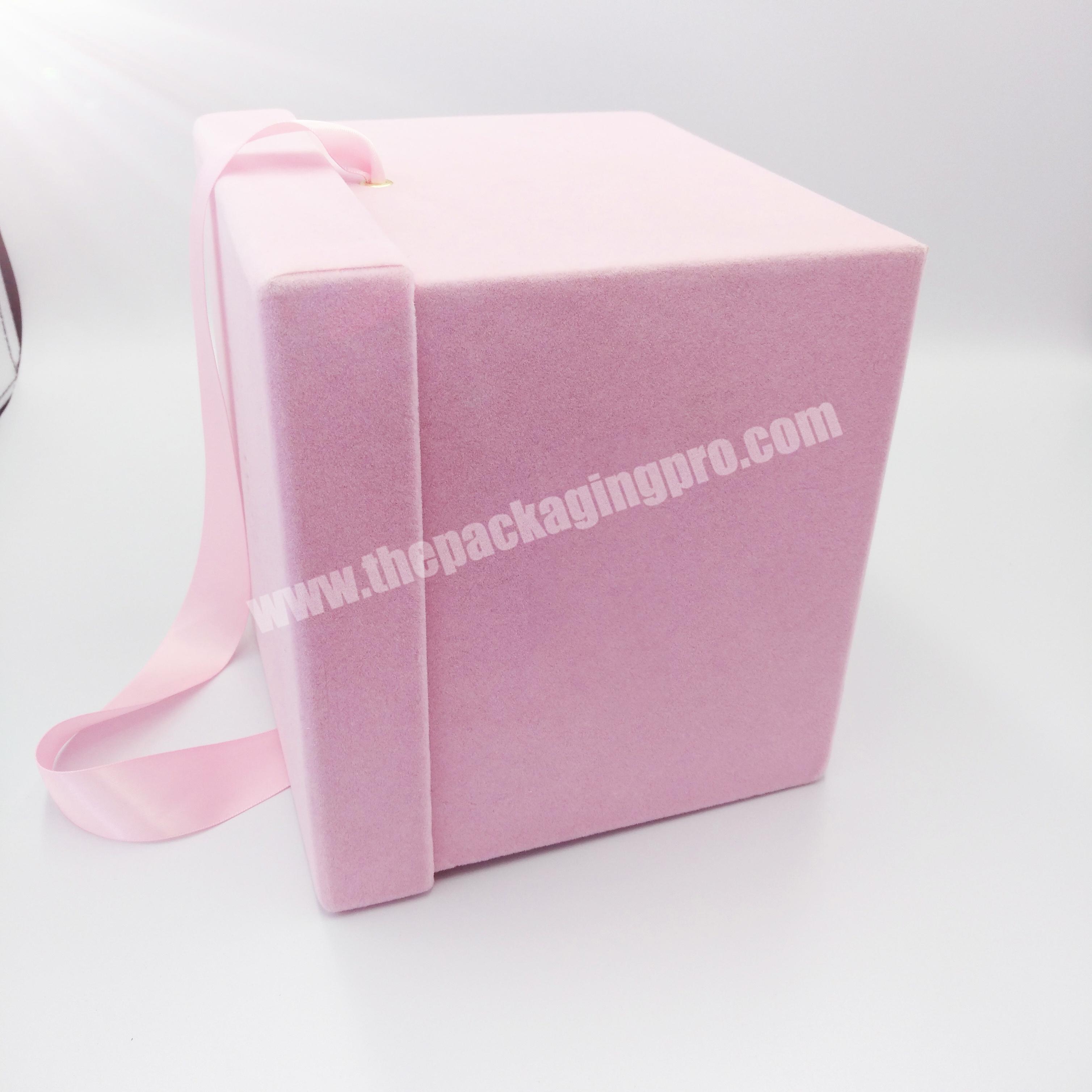 square logo customized paperboard velvet flower cube gift box with ribbon handle