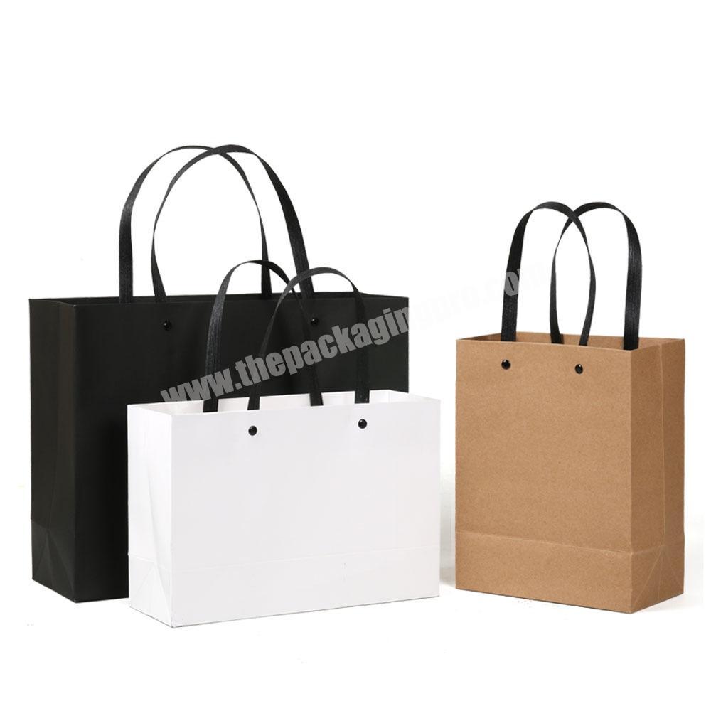The manufacturer can customize the exquisite luxury handbag with a good price for packaging goods