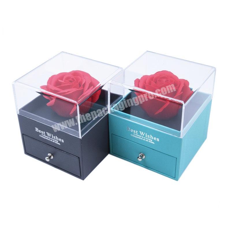 The manufacturer provides customized transparent gift boxes for flower gift packaging