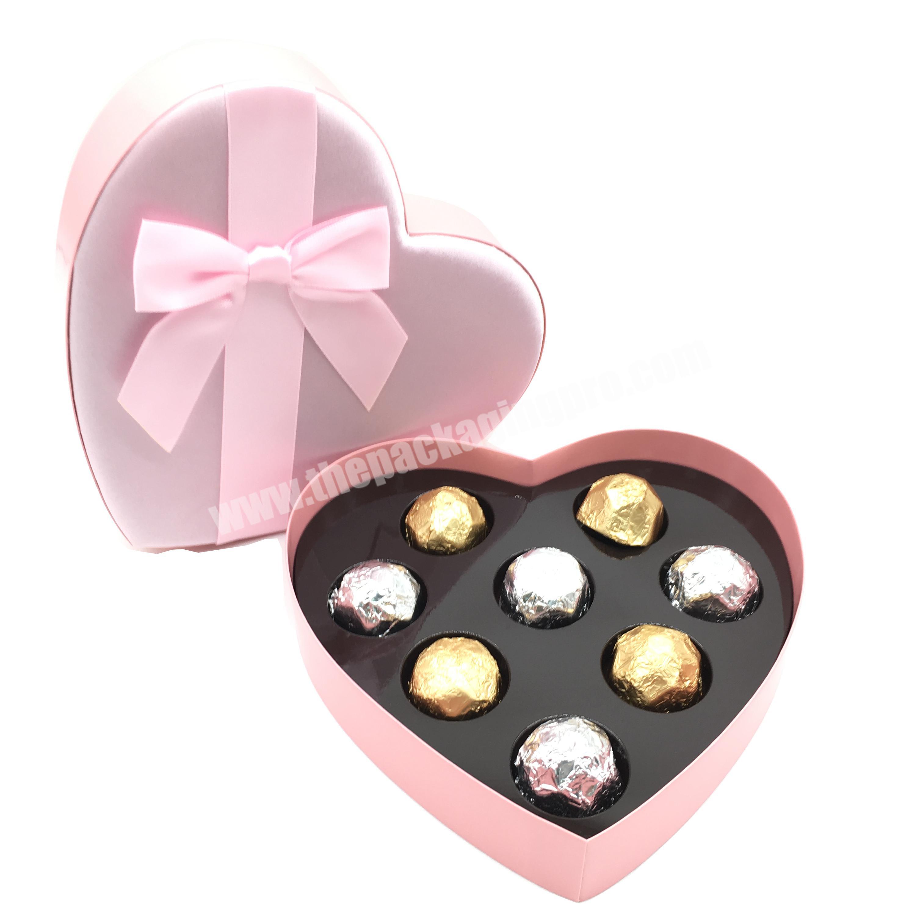 Top quality custom pink fabric Valentine heart gift box chocolate packaging