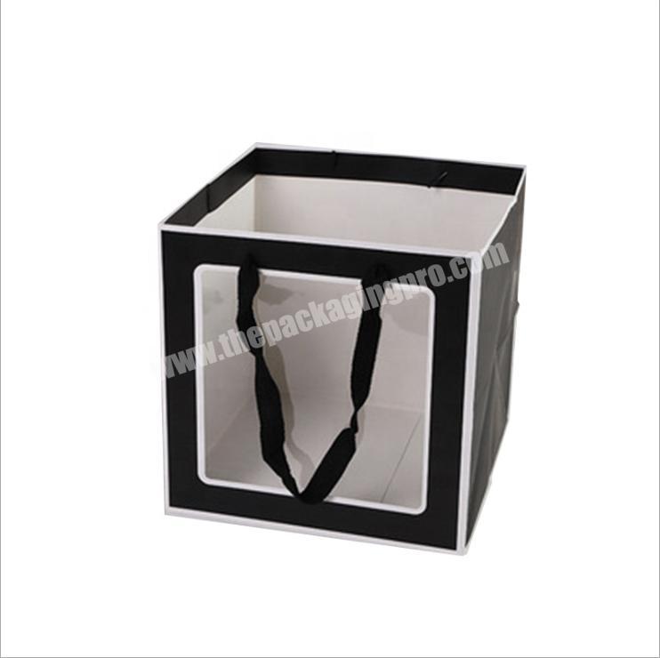 Web celebrity window transparent handheld open window bag white card black and white frame gift bag