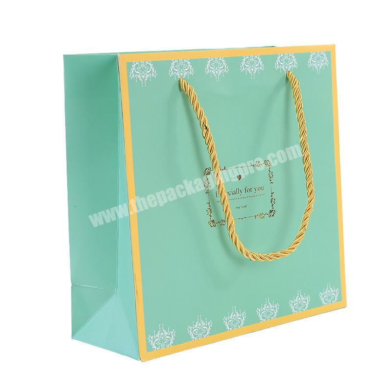 Welcome customize Boutique package paper bag for shopping