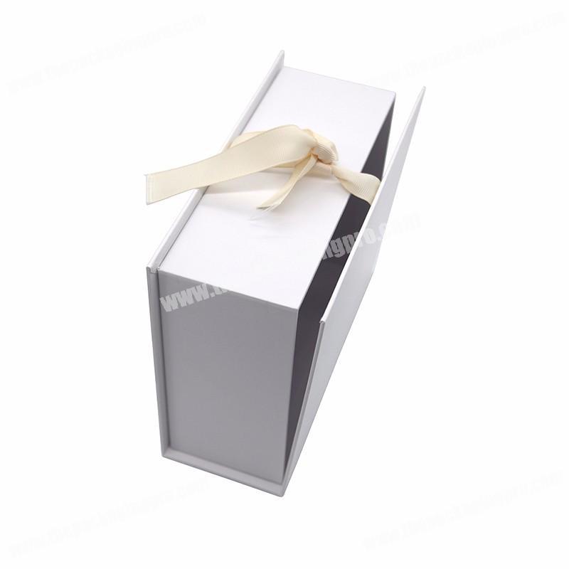 White 157g C2S Paper Gold Foil  Magnetic Ribbon Folding Gift Packaging Box