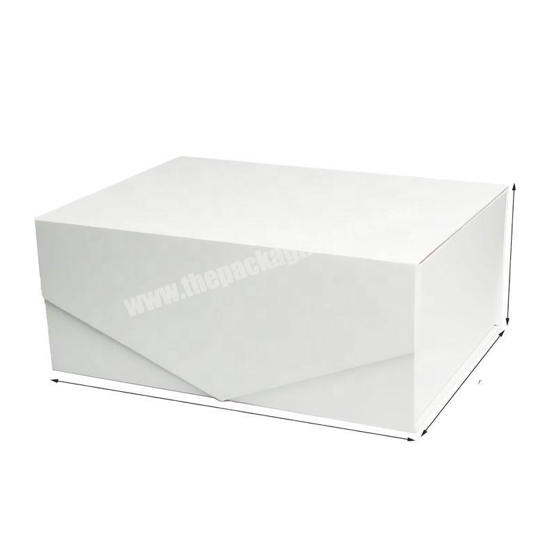 White matte magnetic closed personalized birthday gift box business cooperation gift box