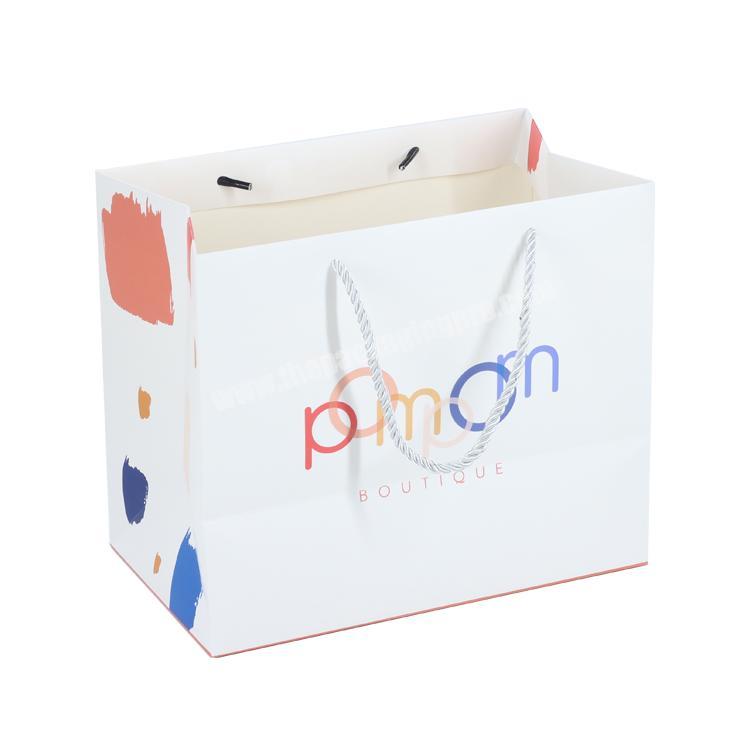 Wholesale Cheap Price Luxury Famous Brand Custom Printed Shopping Paper Holiday Gift Bags for Boutique