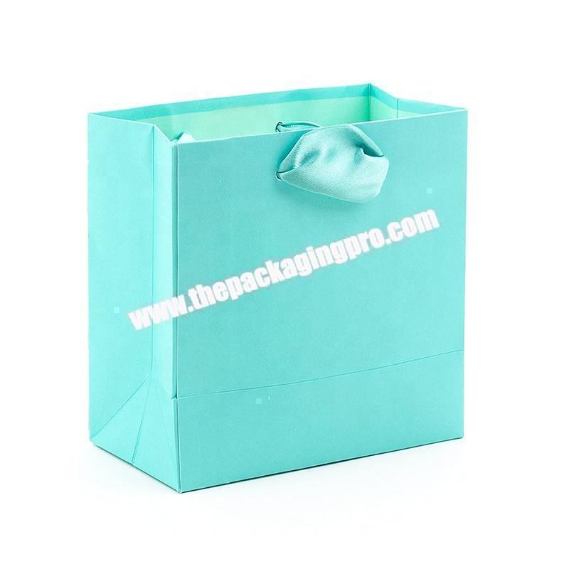 Wholesale Custom Colored Fancy Gift Paper Bag Custom Print With Handle