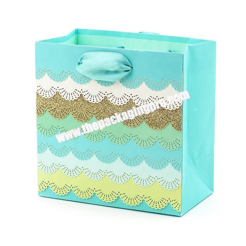 Wholesale Custom Colored Fancy Gift Paper Bag Custom Print With Handle