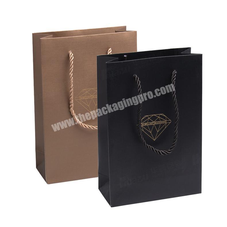 Wholesale Custom Different Size Fancy Paper Painting Gift Packaging Bag