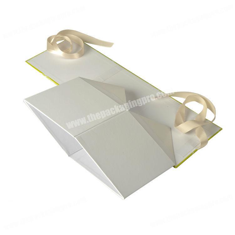 Wholesale custom logo cardboard paper ribbon closure clothes T-shirt packaging gift boxes