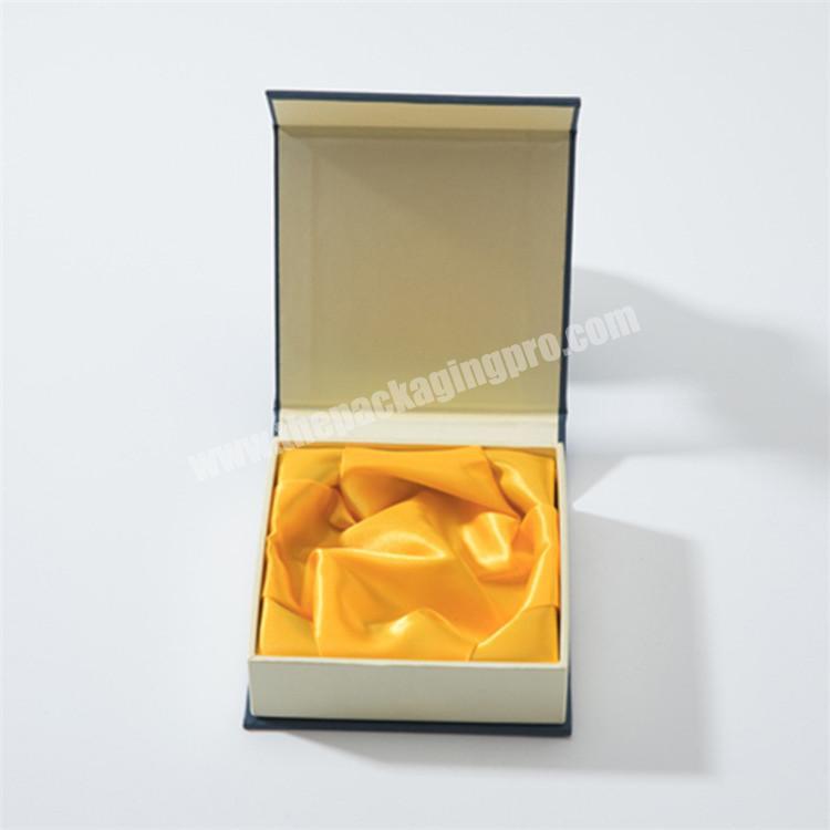Wholesale Custom Logo Magnet Folding Packaging Cardboard Magnetic Gift Boxes