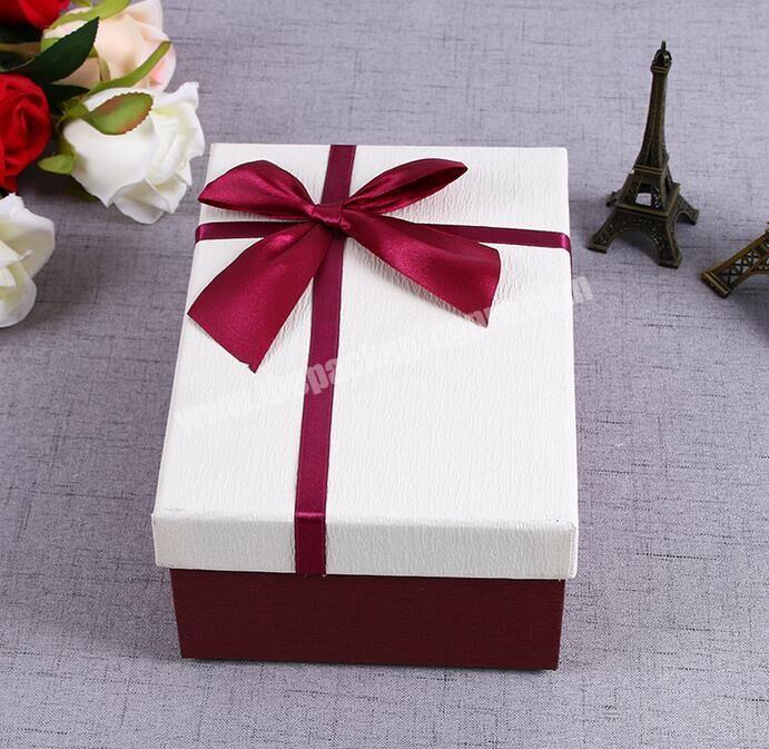 Wholesale Custom Logo Printed White Ring Wedding Gift Box Clothing Cardboard Boxes Packaging with ribbon