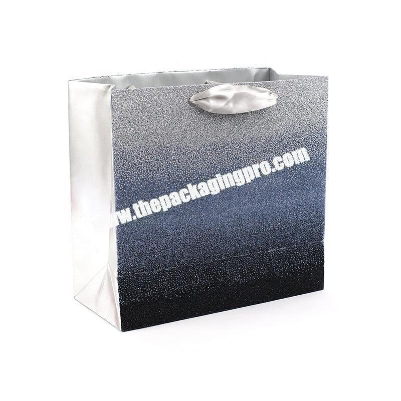 Wholesale Embossing Macaroon Colour Medium Plain Simple Gift Paper Bag