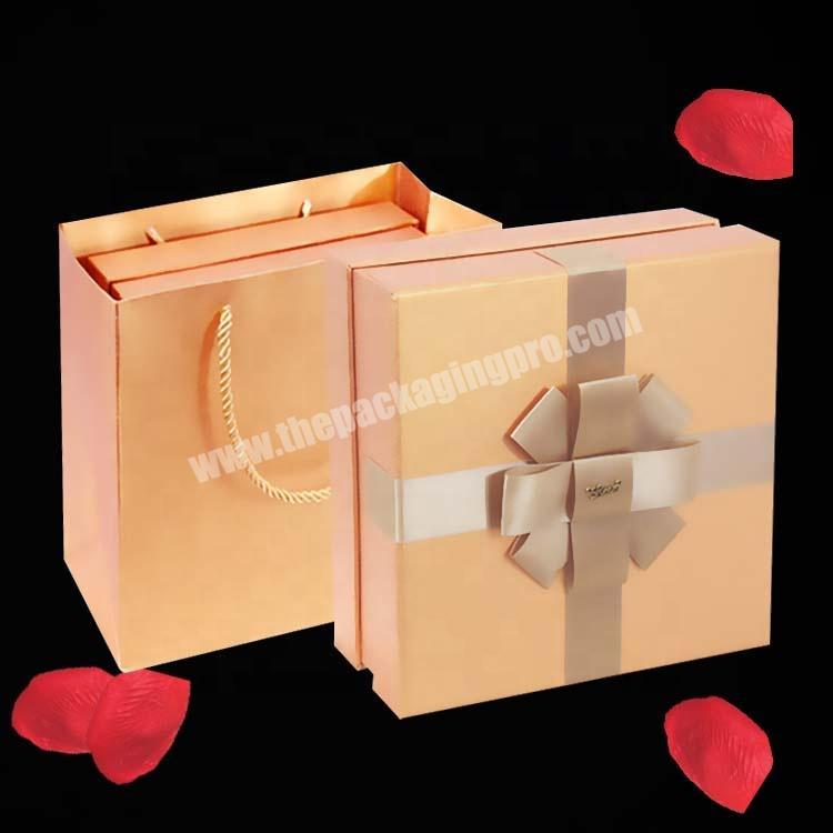Wholesale gold printing glossy paper packaging cardboard gift boxes with ribbon