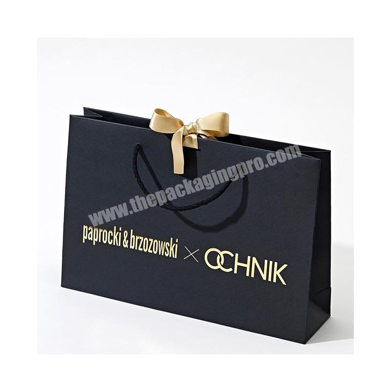 wholesale made in china luxury custom logo  matte lamination  black shopping gift with print