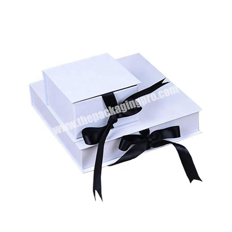 Wholesale Magnetic Closure Cardboard Paper Packaging Bridesmaid Gift Box