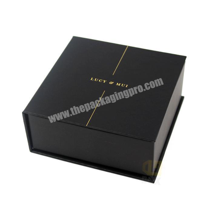 Wholesale New Design Custom Logo Luxury Magnetic Gift Box With Silver Hotstamping Logo